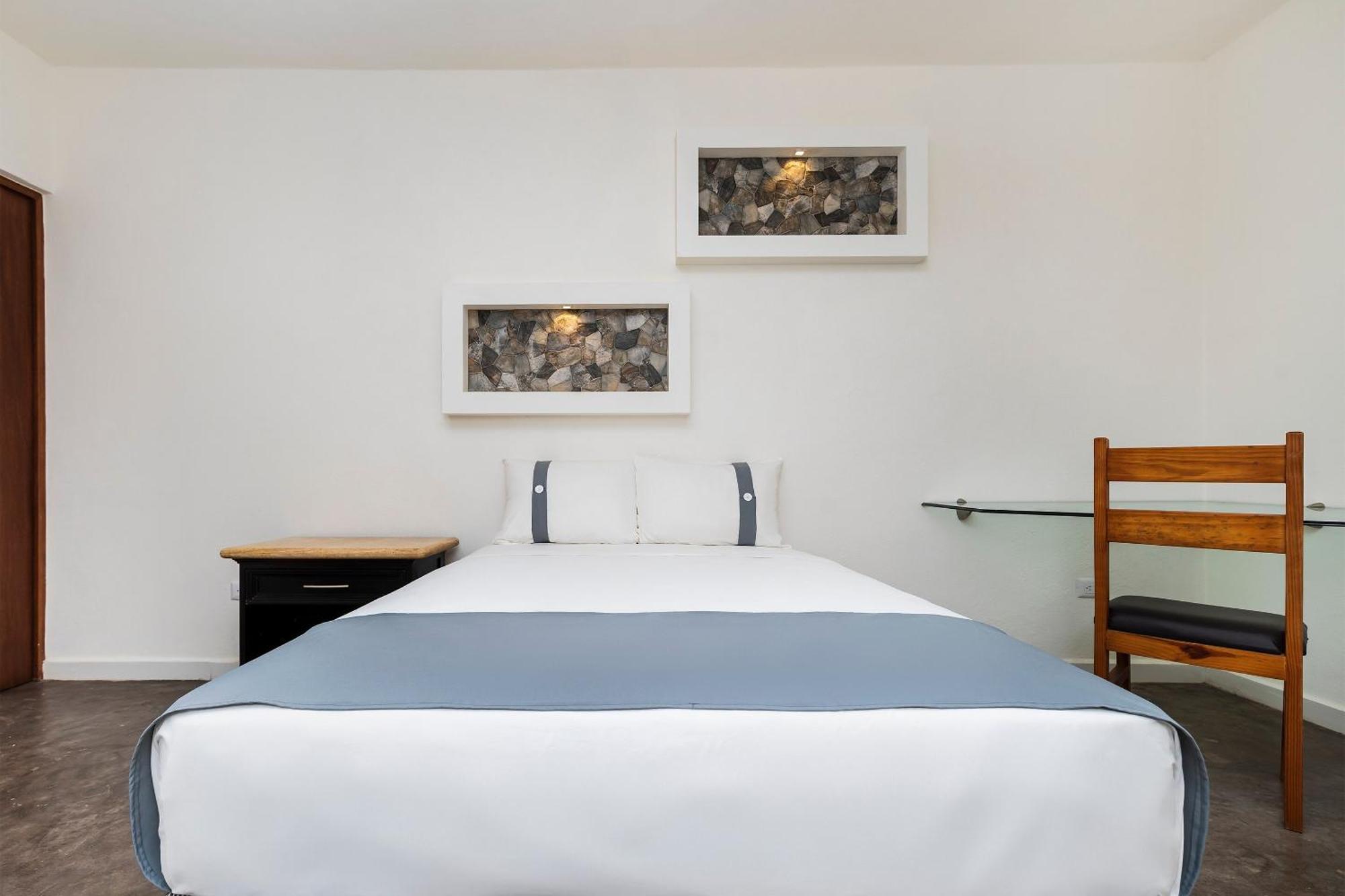 Capital O Hotel Joyma Suites, San Luis Сан-Луис-Потоси Экстерьер фото